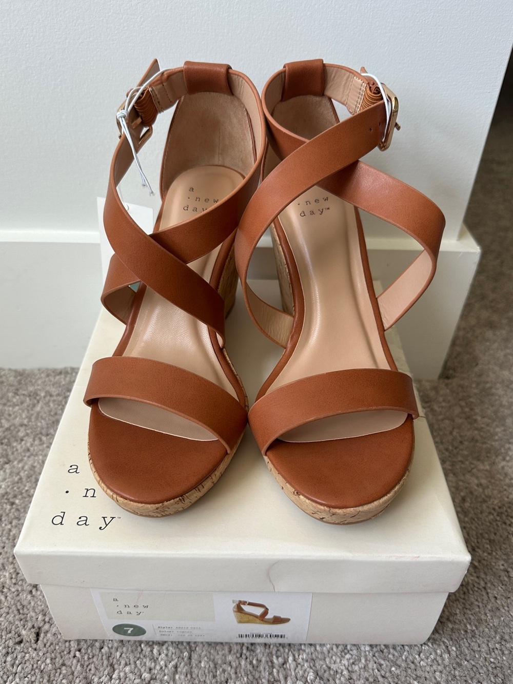 a new day Ceci Crisscross Cork Wedge Sandals in Cognac Size 7